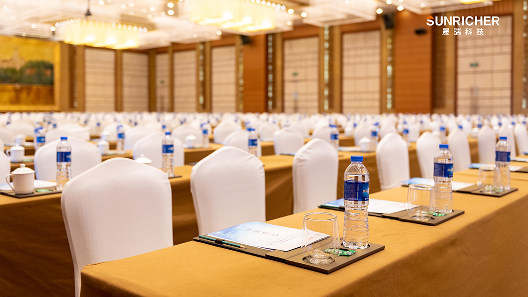 3 1080.jpg 3 1080.jpg